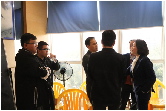 行業(yè)新鮮事:牛商匯蒞臨巨光門(mén)控參觀指導(dǎo)!